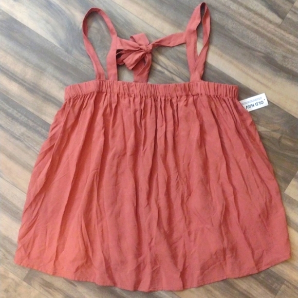 Old navy top size medium - Picture 3 of 6